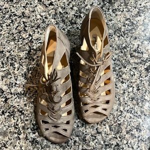 Paul Green Shoes 4 1/2 (US 7)